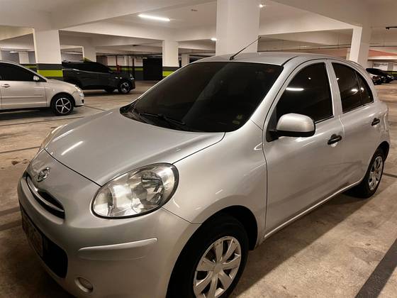 NISSAN MARCH 1.6 SV 16V FLEX 4P MANUAL